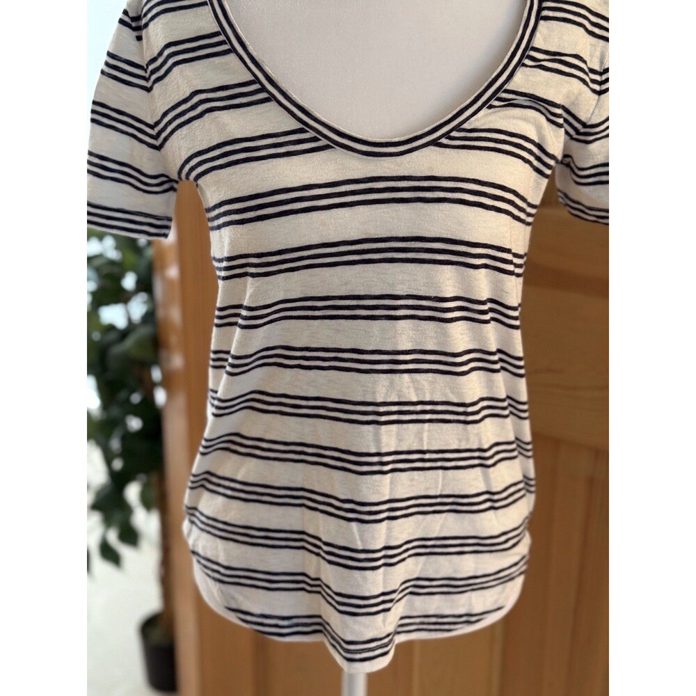 J Crew‎ Women Size XS T-Shirt Short Sleeve 100% Cotton cream w black Stripes